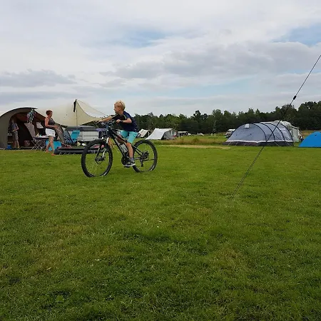 Camping De Regenboog Tent 4 Persons Luxussátor Šluknov